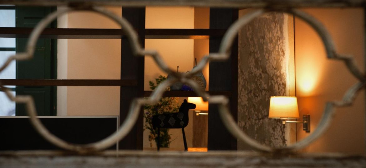 Reserva los mejores alojamientos en Alicante para Navidad. Disfruta de unas fiestas únicas con todo el confort en el corazón de la ciudad.
